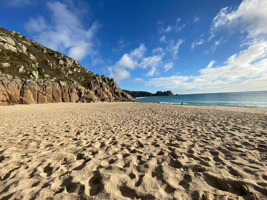 Porthcurno Barns, The Cart Lodge - Cosy Cottage, Walk To Porthcurno Beach, Pedn Vouder & Minack Theatre Penzance Exterior foto