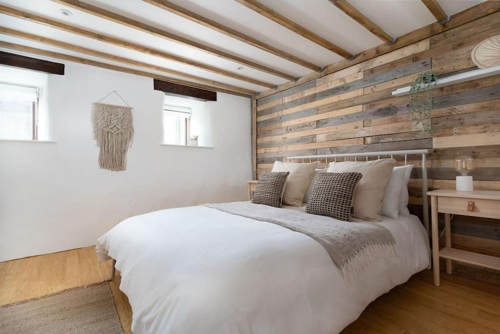 Porthcurno Barns, The Cart Lodge - Cosy Cottage, Walk To Porthcurno Beach, Pedn Vouder & Minack Theatre Penzance Exterior foto